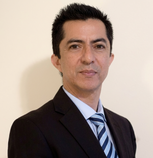 Manuel Olivarez(1)